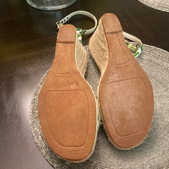 New Jcrew espadrilles - Picture 7 of 9